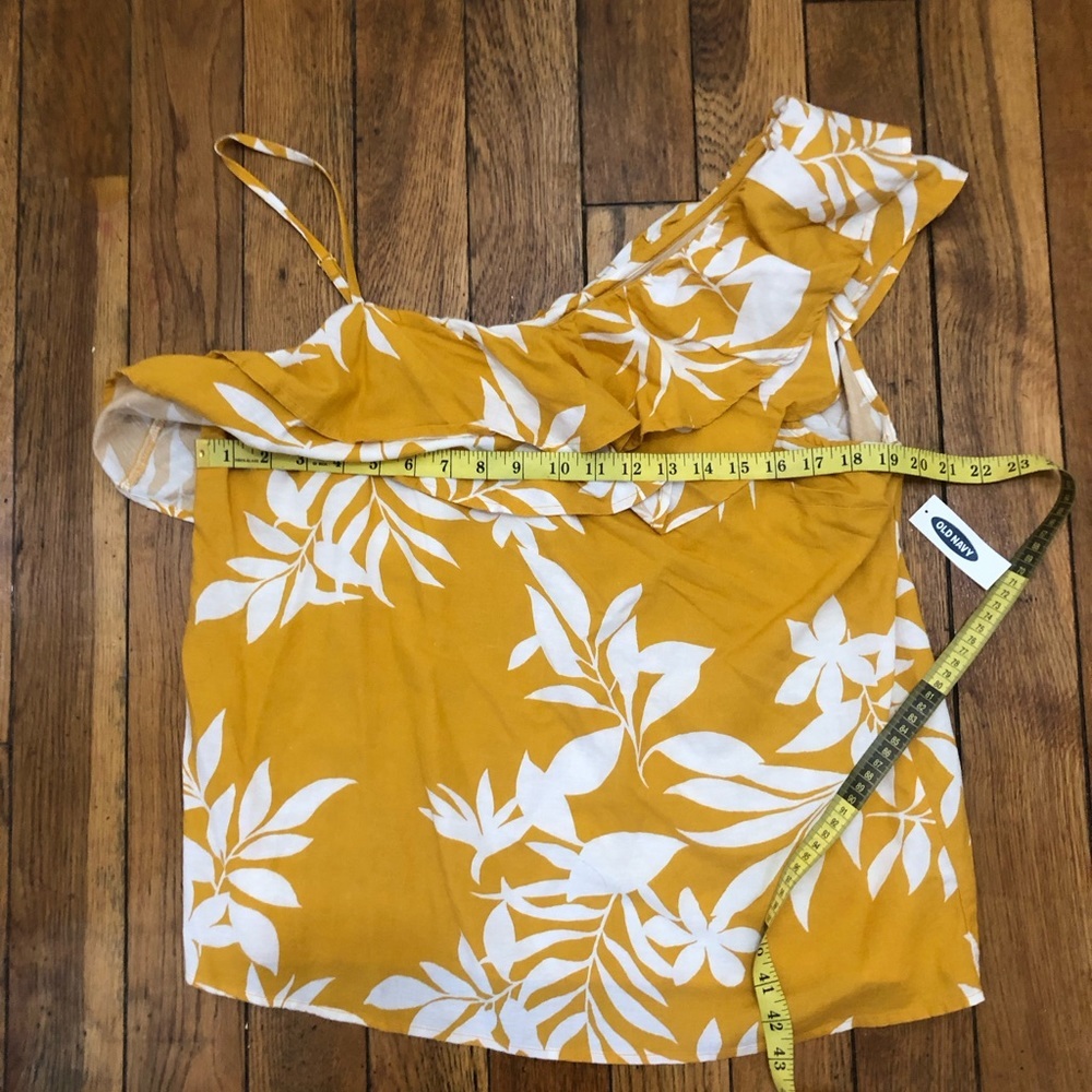 NWT Old Navy Mustard Floral One-Shoulder Ruffle Top size large - Picture 8 of 13